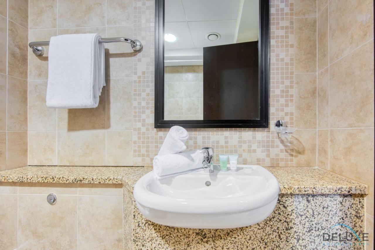 Unbeatable Rate Stylish 1Br With Balcony Near Metro By Deluxe Holiday Homes Dubaj Zewnętrze zdjęcie
