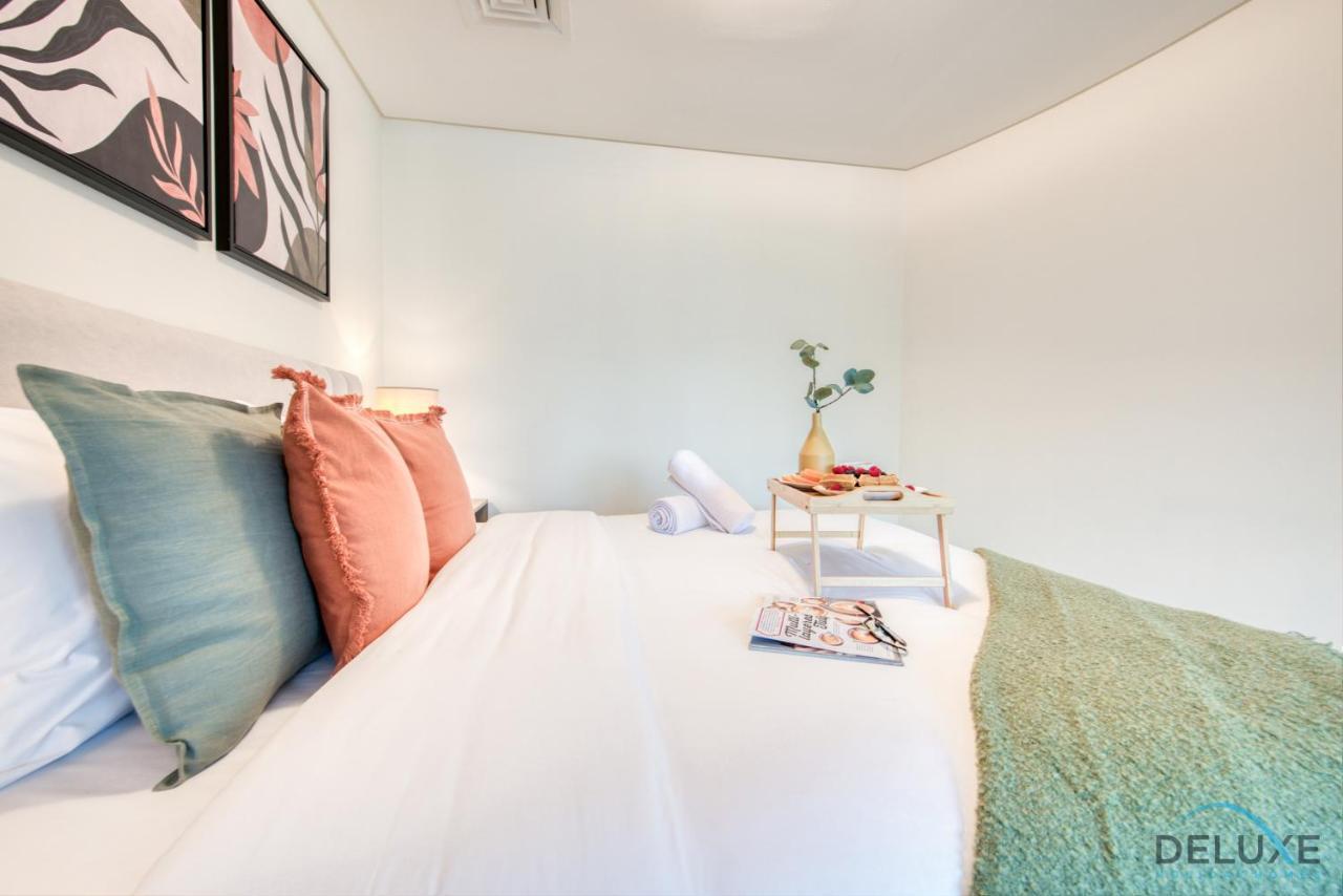 Unbeatable Rate Stylish 1Br With Balcony Near Metro By Deluxe Holiday Homes Dubaj Zewnętrze zdjęcie